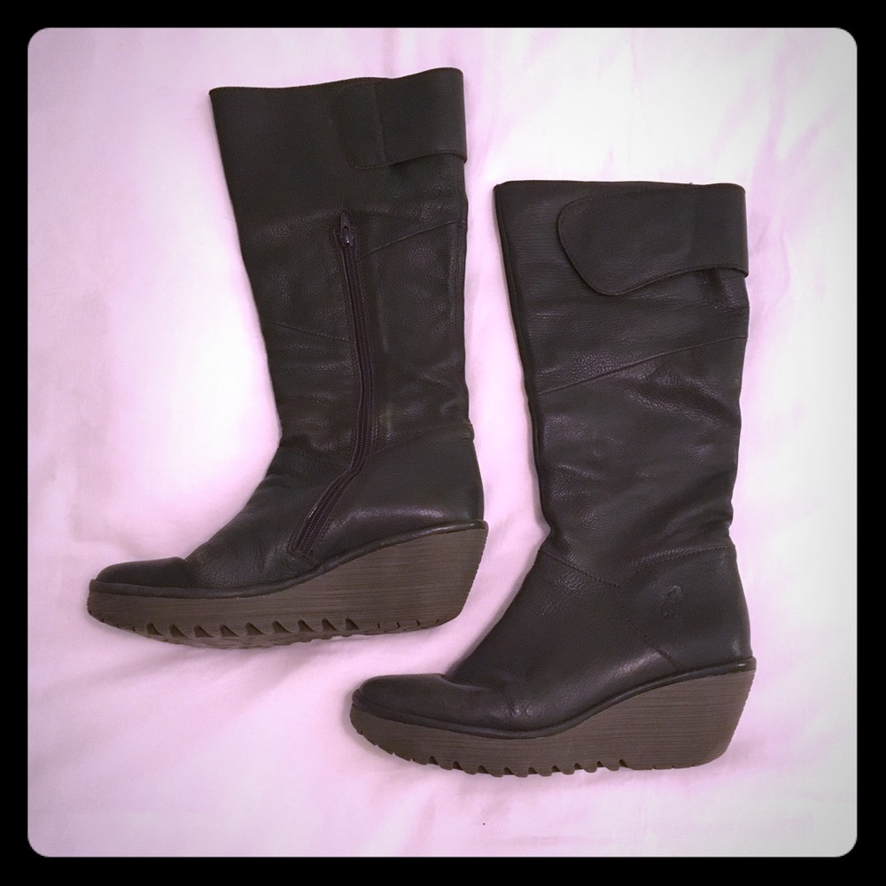 Fly London Yulo boots!